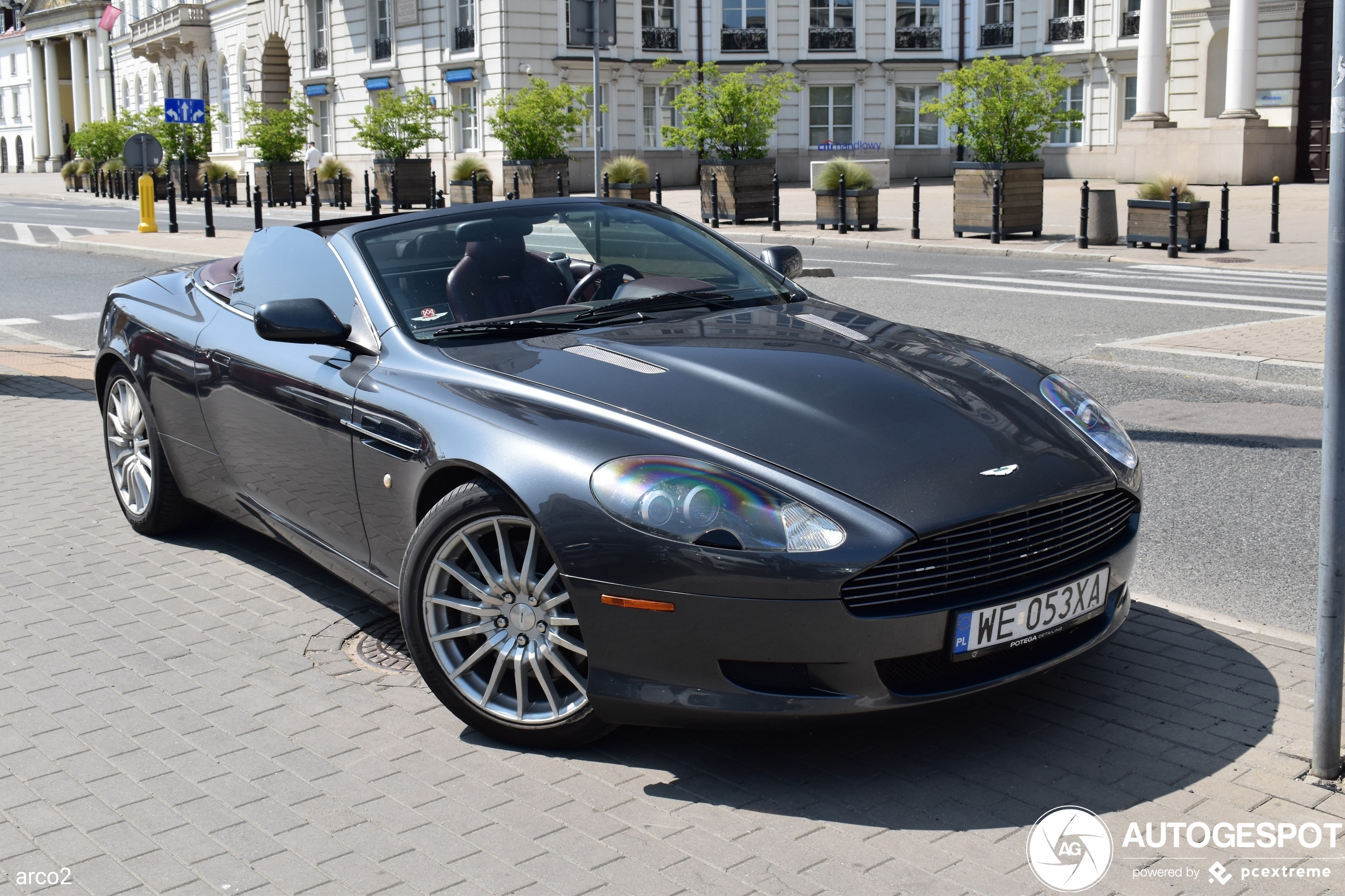 Aston Martin DB9 Volante