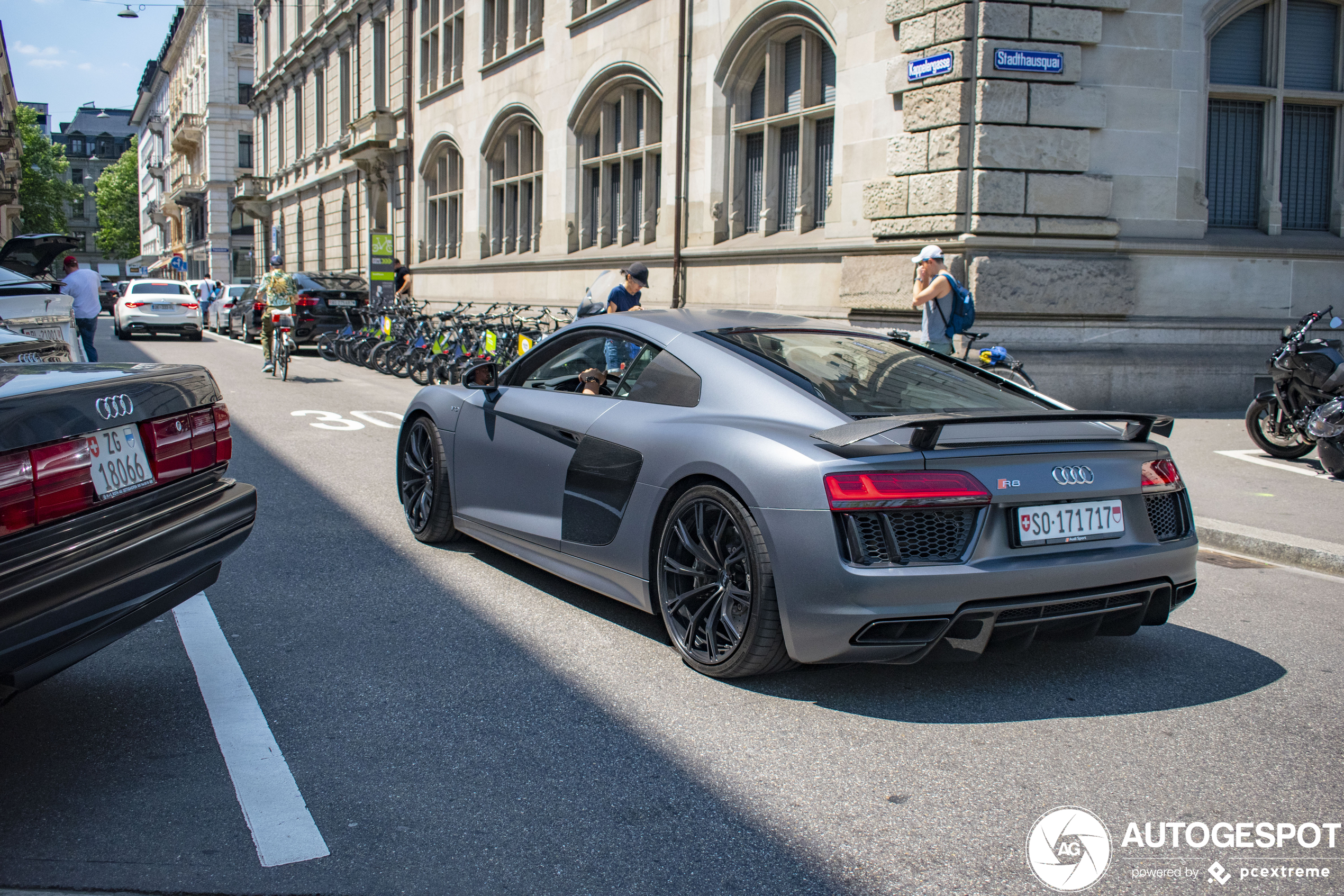 Audi R8 V10 Plus 2015