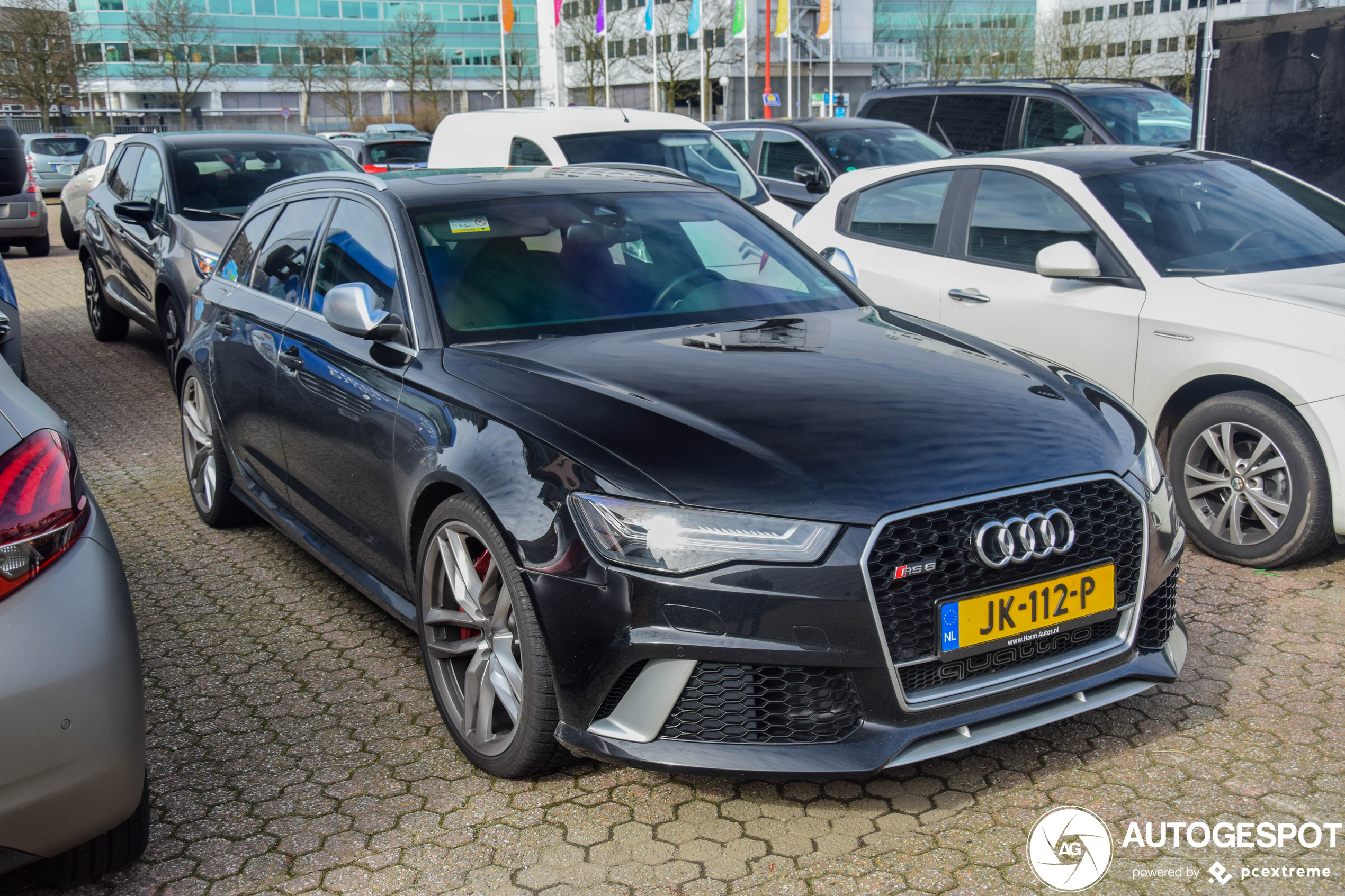 Audi RS6 Avant C7 2015