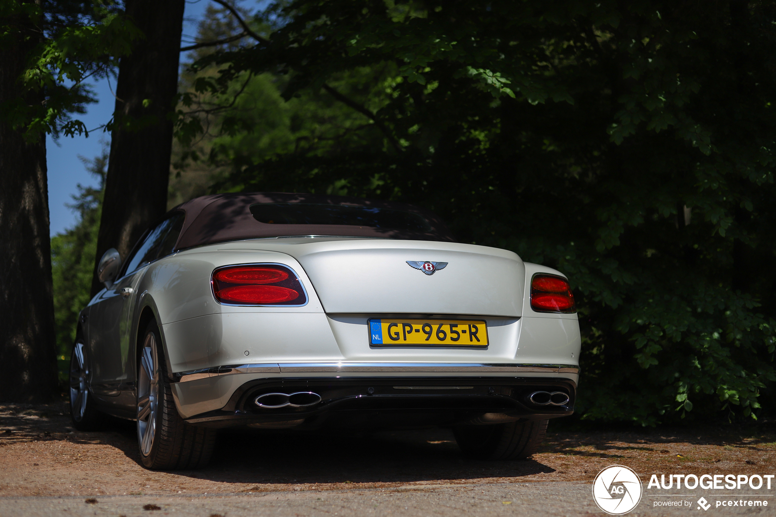 Bentley Continental GTC V8 S 2016