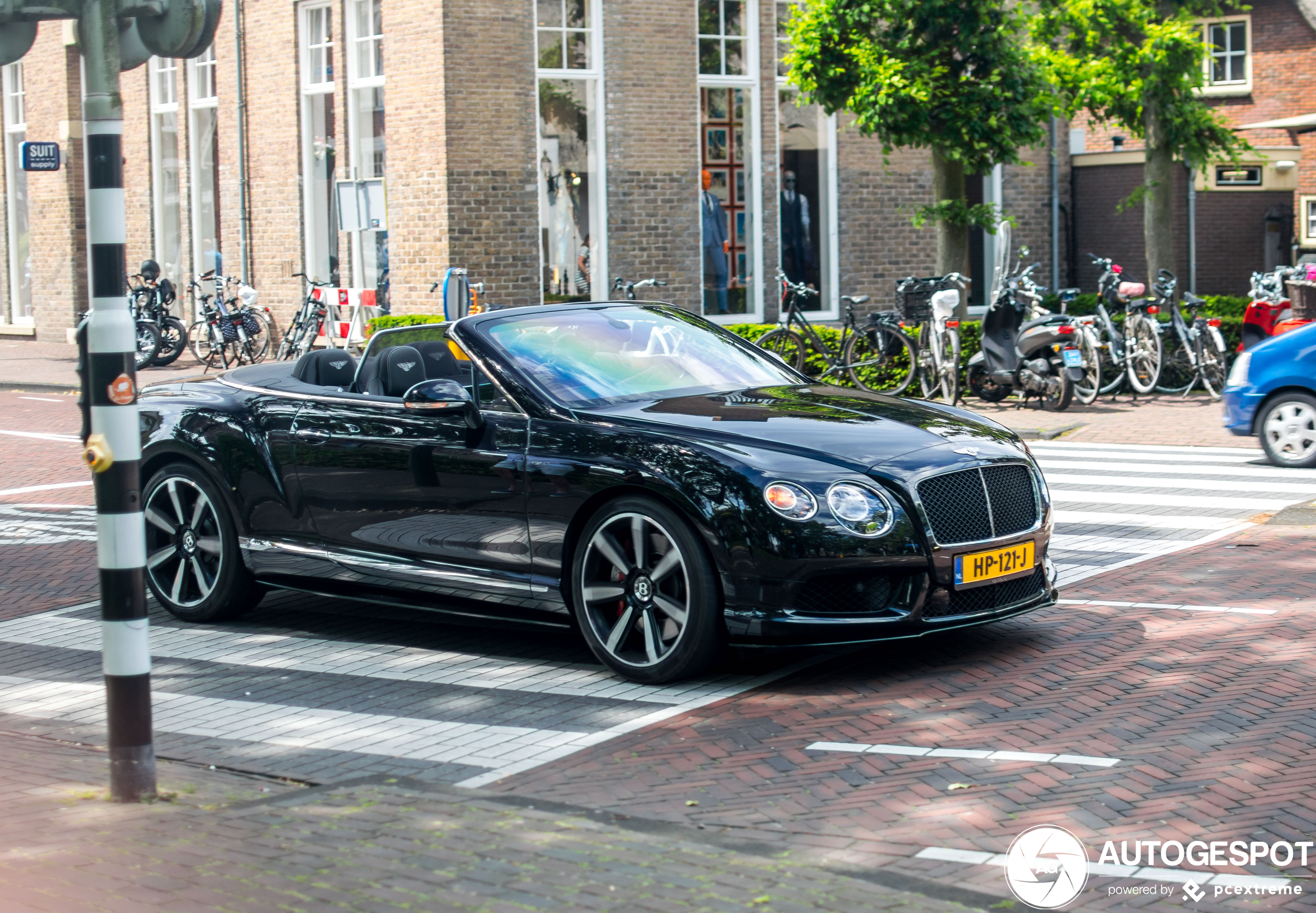 Bentley Continental GTC V8 S