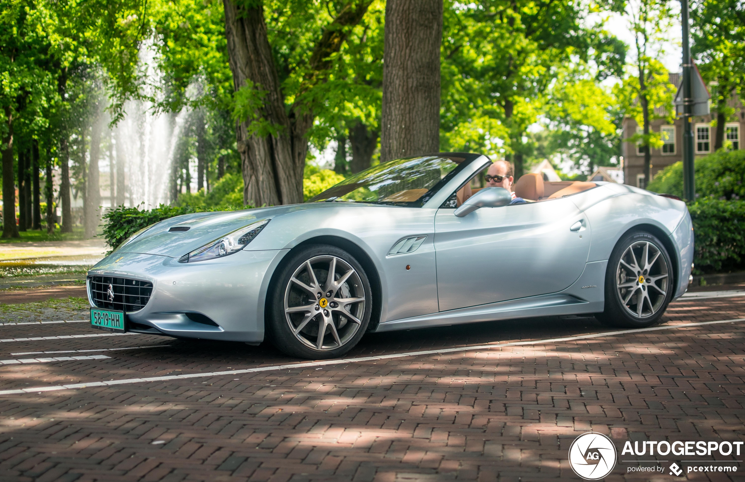 Ferrari California