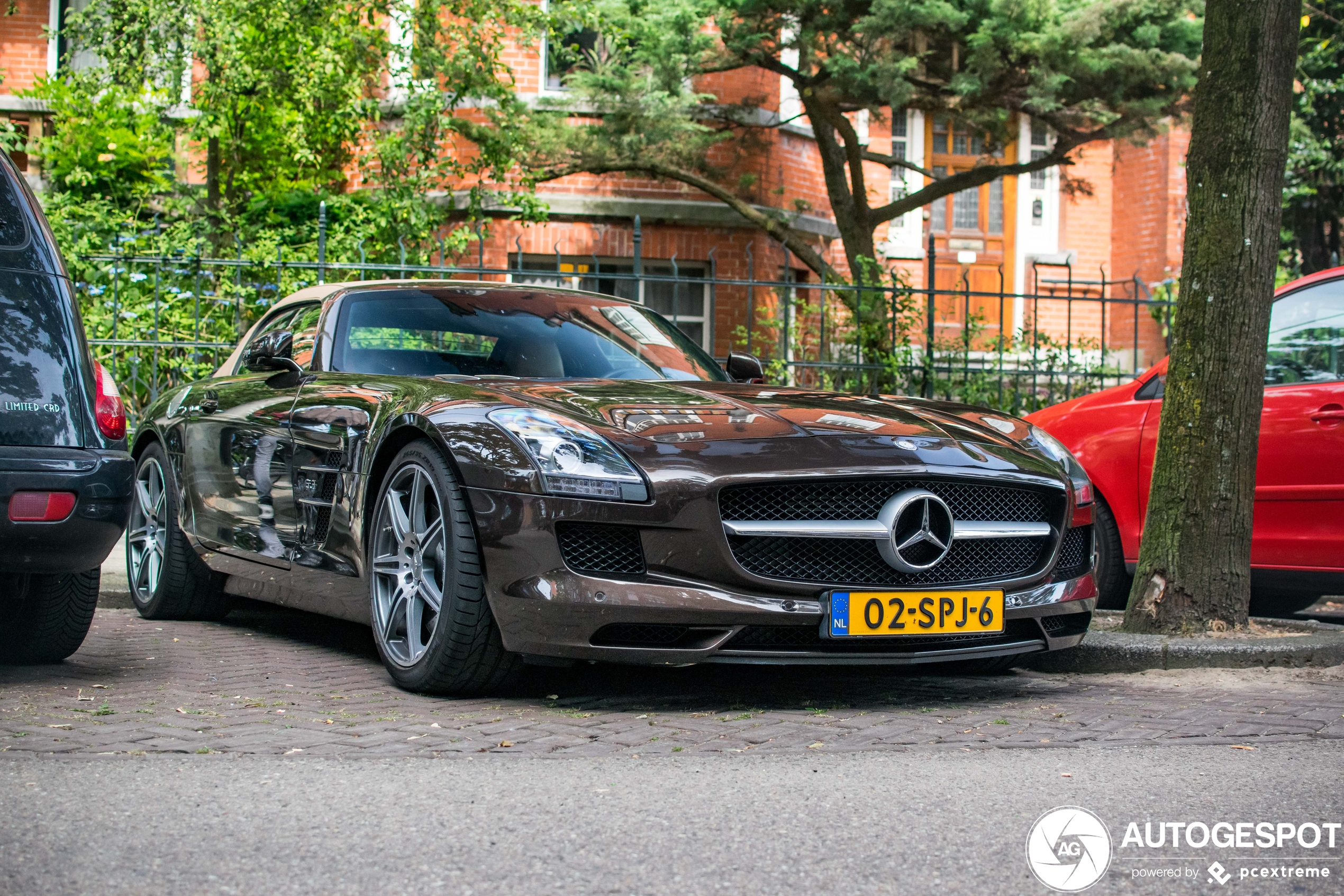 Mercedes-Benz SLS AMG Roadster