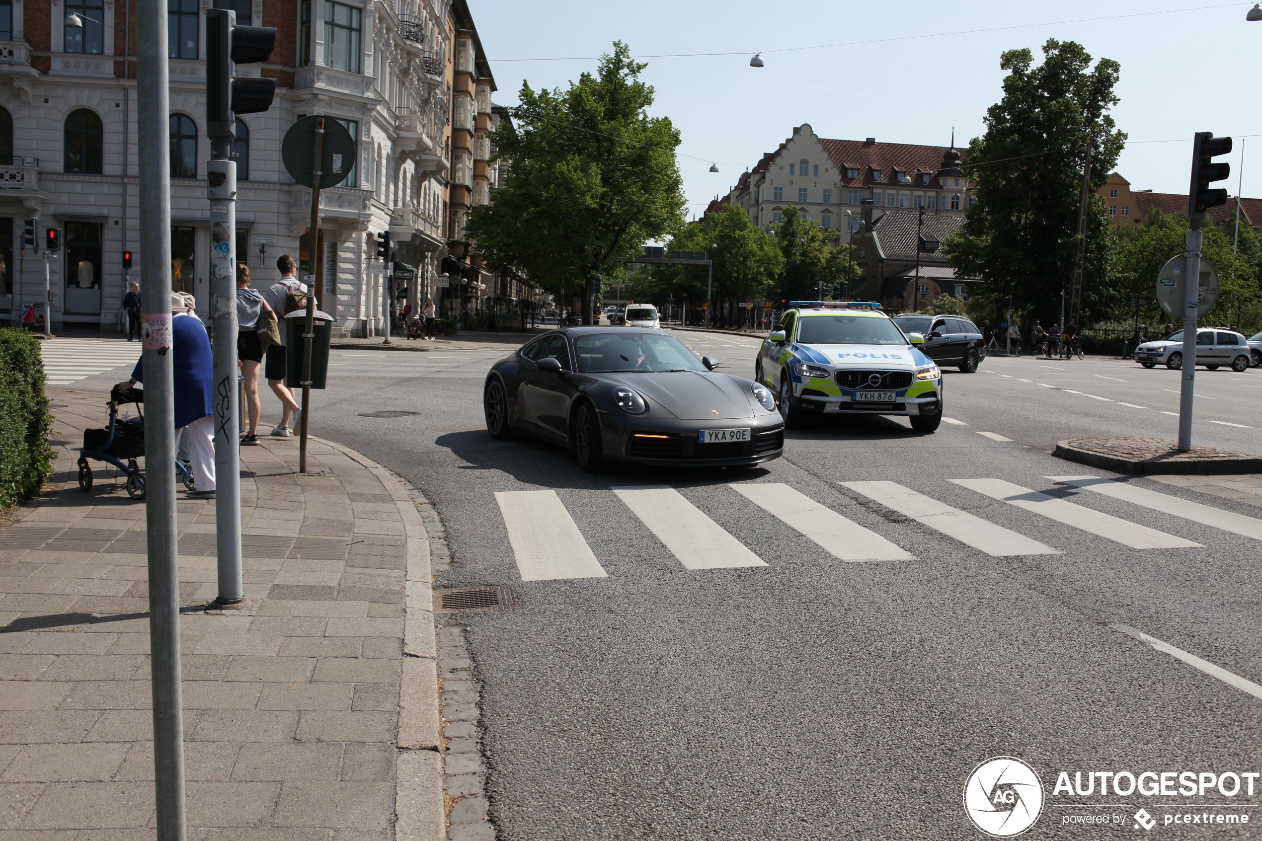 Porsche 992 Carrera S