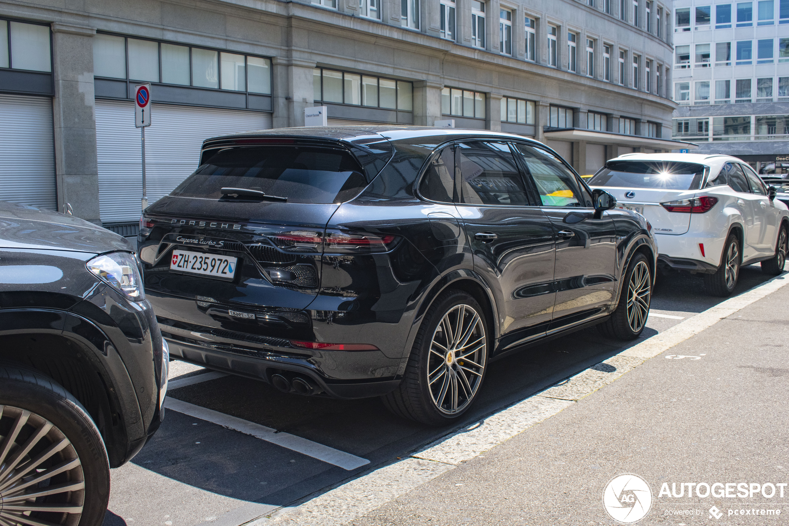 Porsche Cayenne Turbo S E-Hybrid