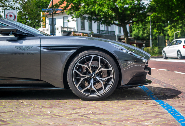 Aston Martin DB11 V8 Volante