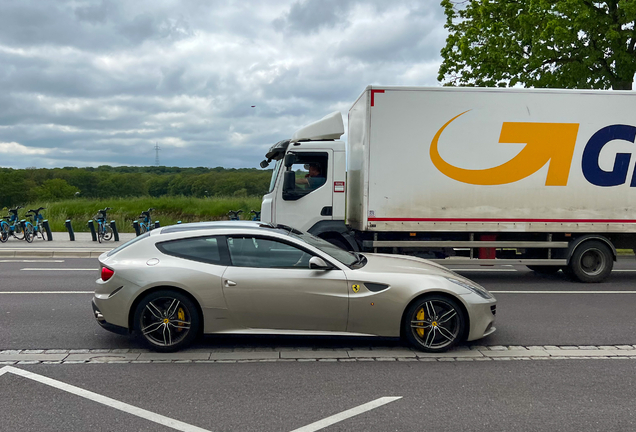 Ferrari FF