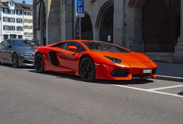 Lamborghini Aventador LP700-4