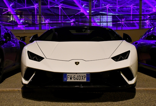 Lamborghini Huracán LP640-4 Performante Spyder