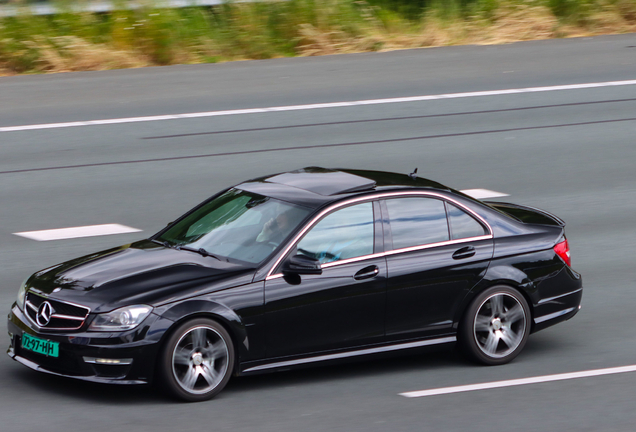 Mercedes-Benz C 63 AMG W204 2012