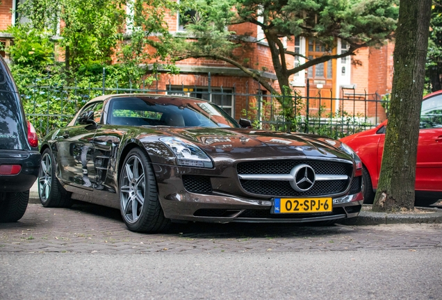 Mercedes-Benz SLS AMG Roadster