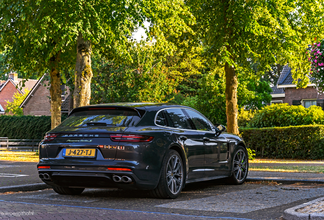 Porsche 971 Panamera Turbo S E-Hybrid Sport Turismo