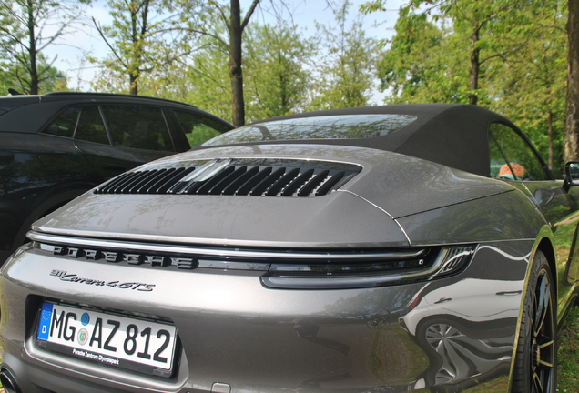 Porsche 992 Carrera 4 GTS Cabriolet