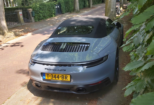 Porsche 992 Carrera 4 GTS Cabriolet