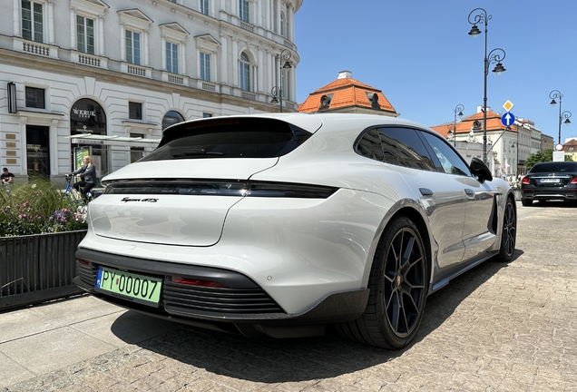 Porsche Taycan GTS Sport Turismo