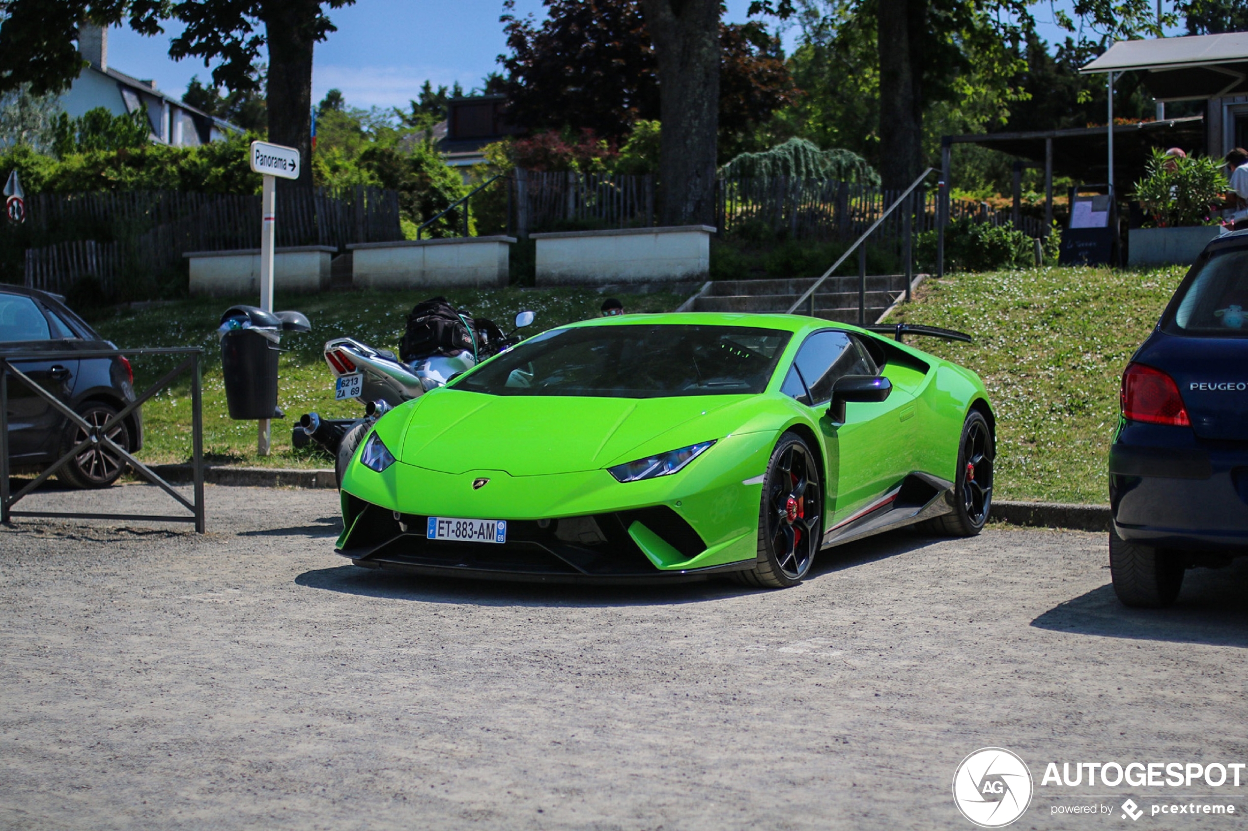 Lamborghini Huracán LP640-4 Performante