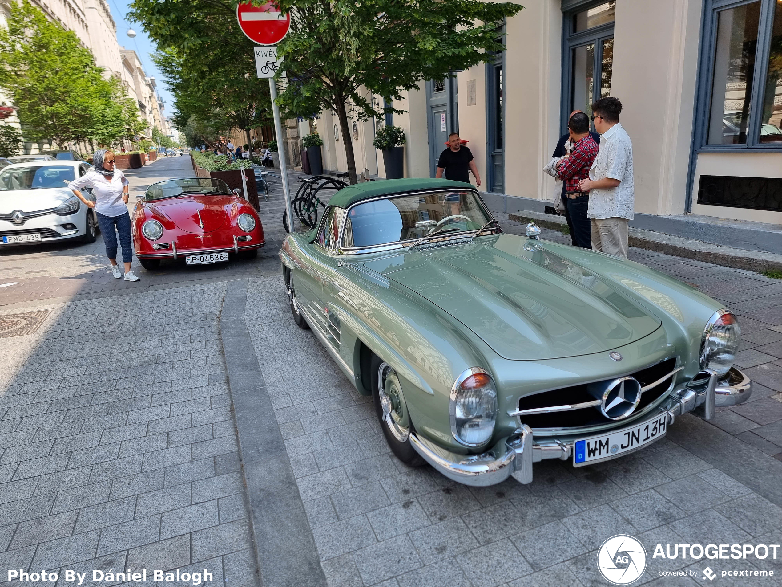 Mercedes-Benz 300SL Roadster