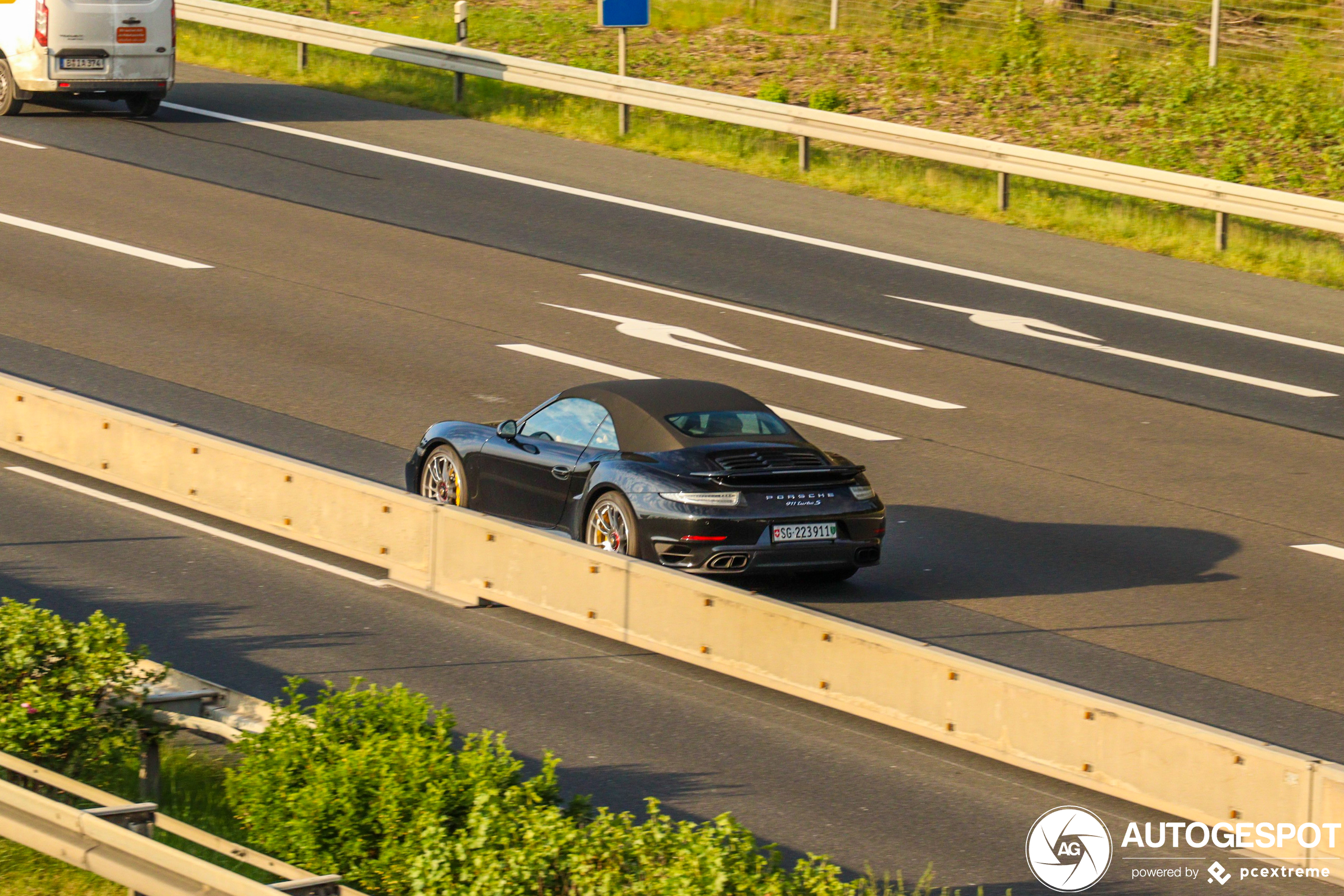 Porsche 991 Turbo S Cabriolet MkI