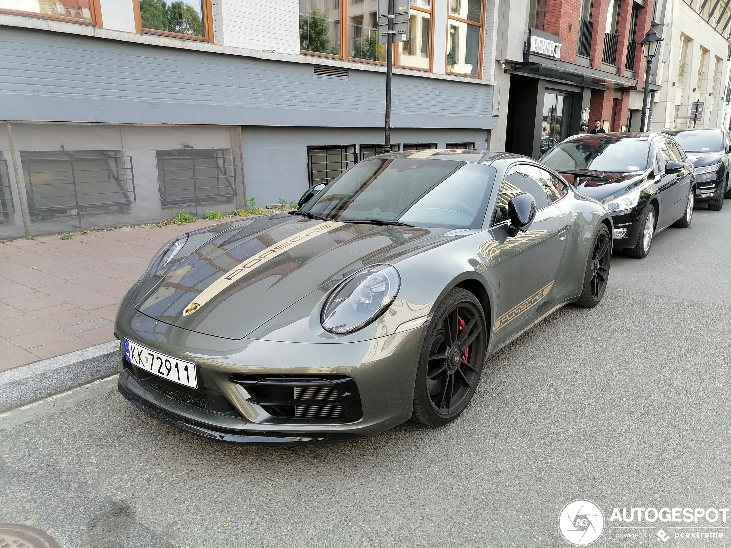 Porsche 992 Carrera GTS