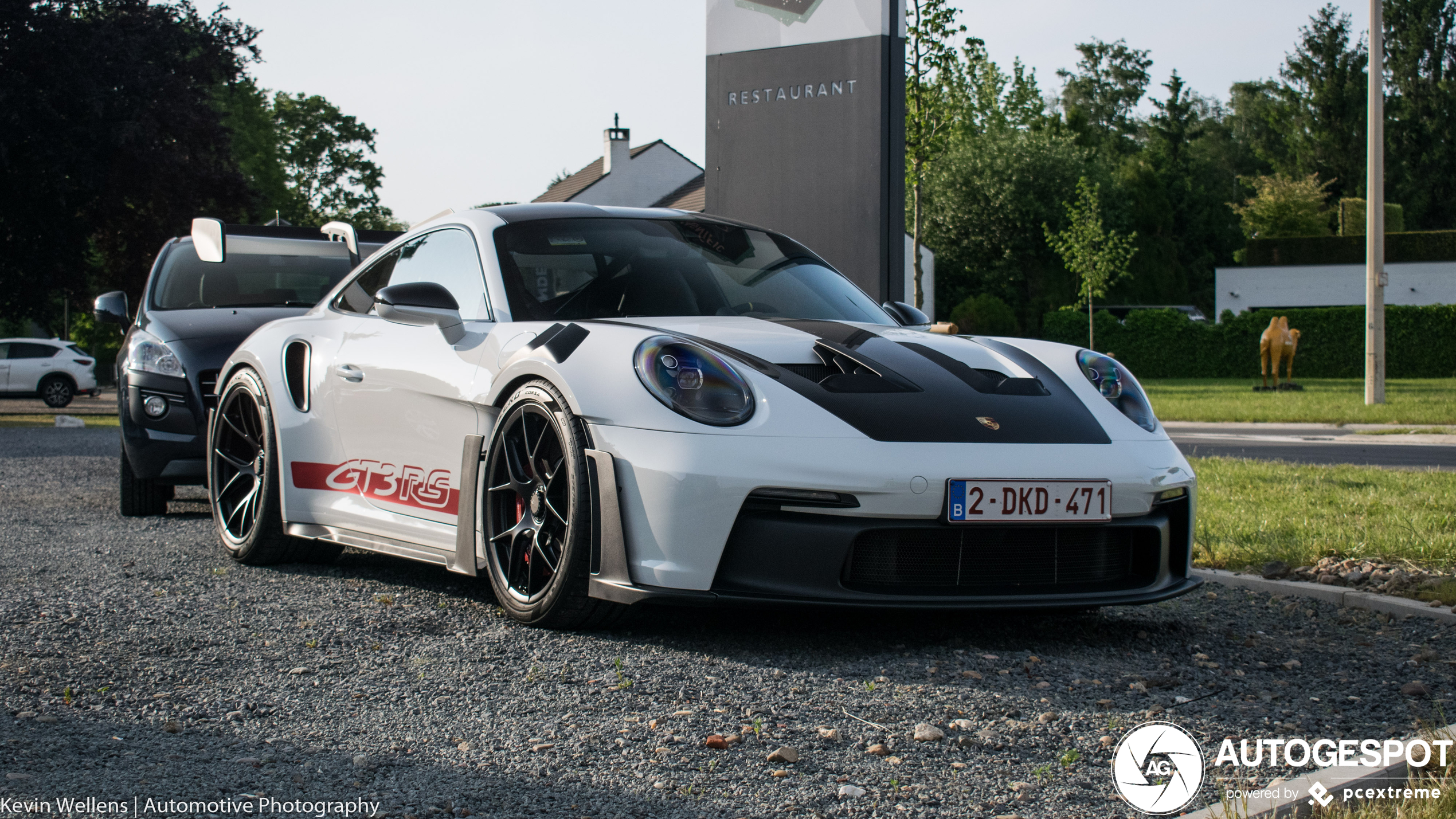 Porsche 992 GT3 RS Weissach Package