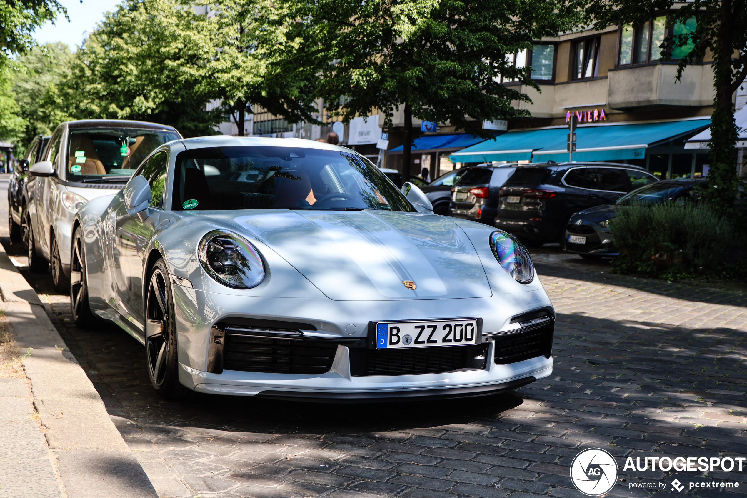 Porsche 992 Sport Classic