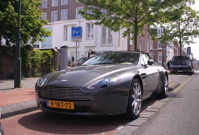 Aston Martin V8 Vantage Roadster