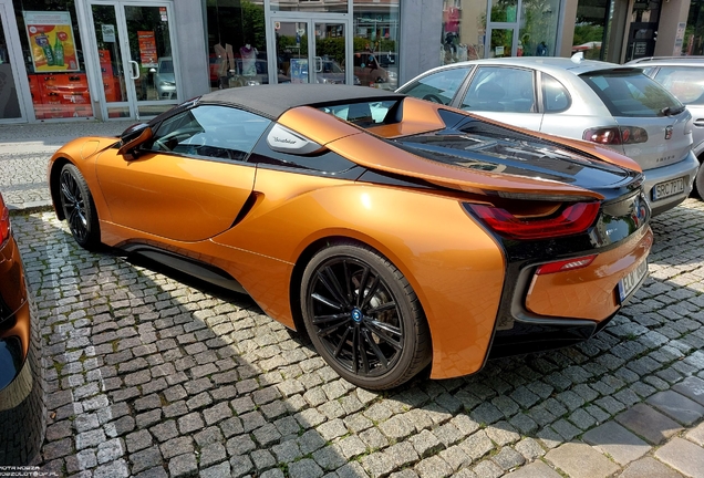 BMW i8 Roadster