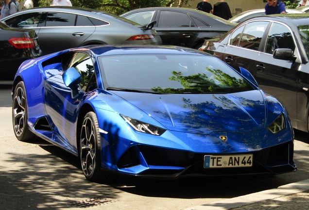 Lamborghini Huracán LP640-4 EVO