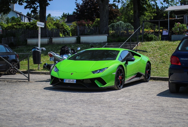 Lamborghini Huracán LP640-4 Performante