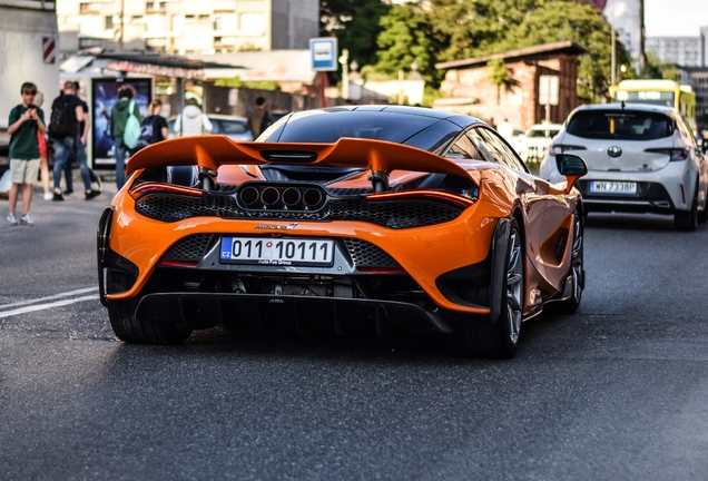 McLaren 765LT