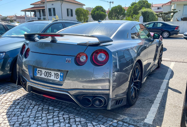 Nissan GT-R 2017