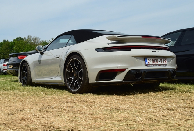 Porsche 992 Turbo Cabriolet