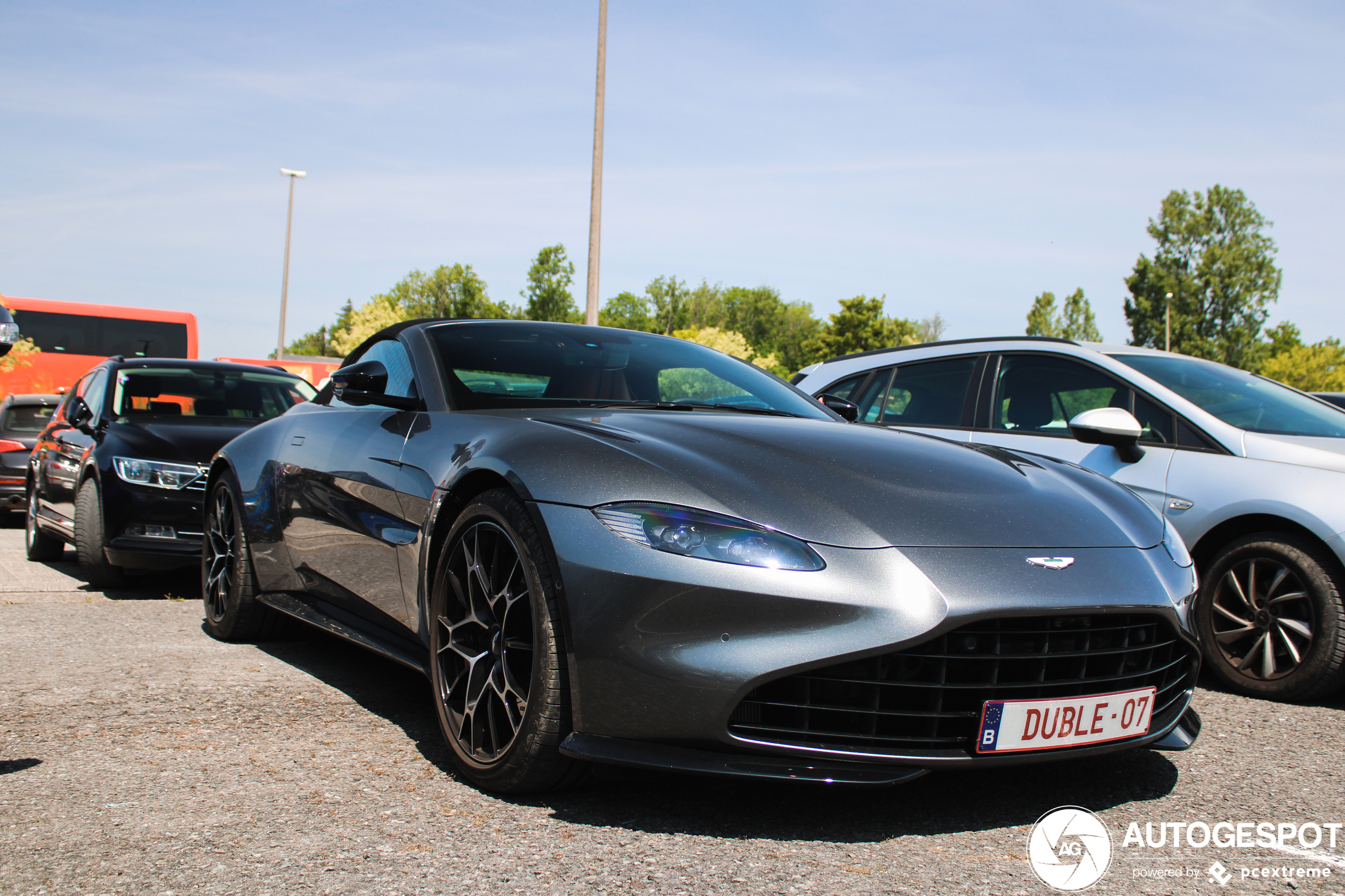 Aston Martin V8 Vantage Roadster 2020