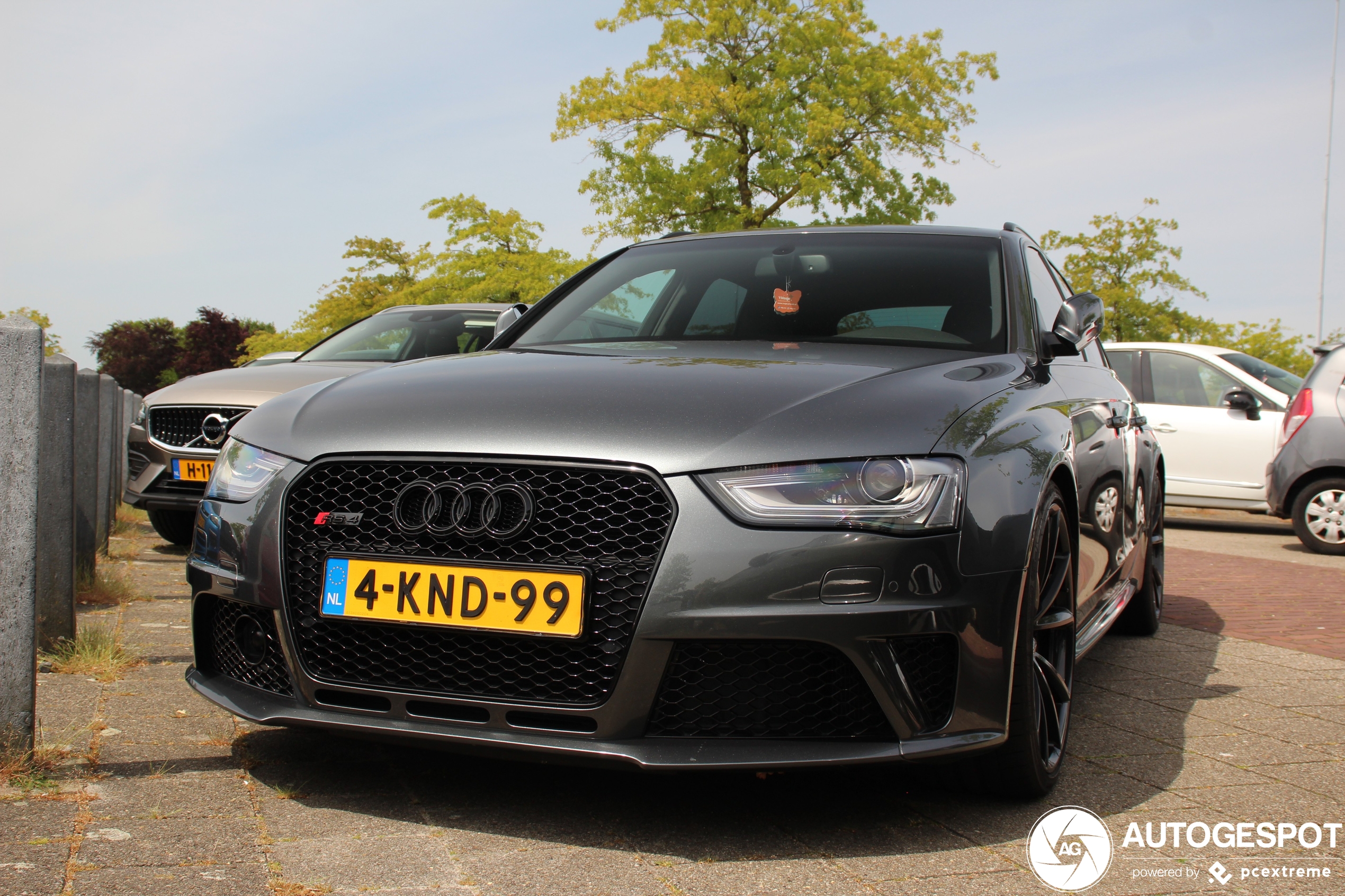 Audi RS4 Avant B8