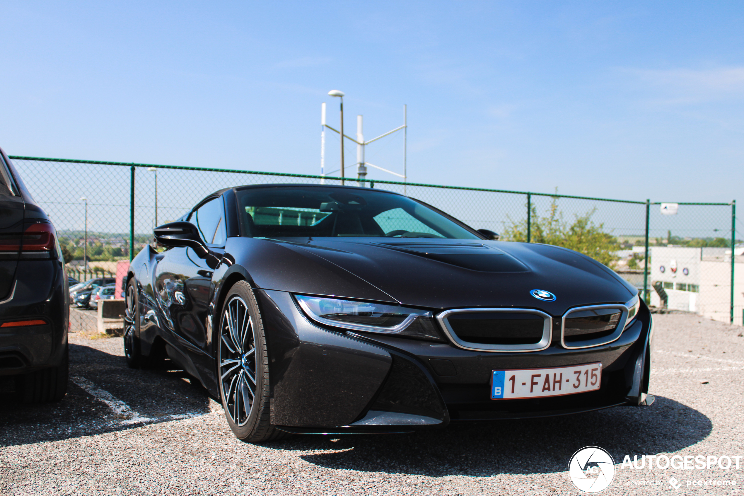 BMW i8 Roadster