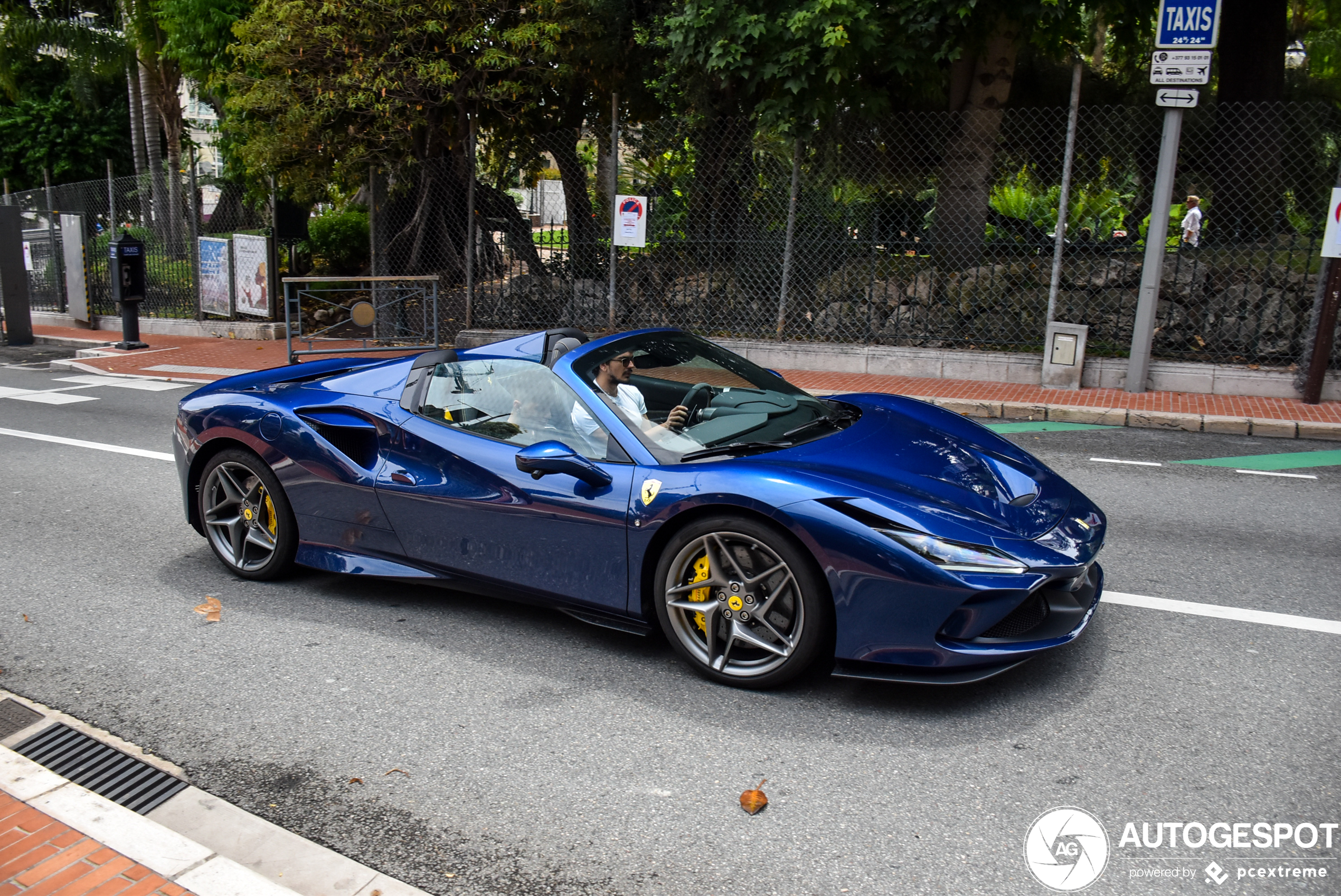 Ferrari F8 Spider