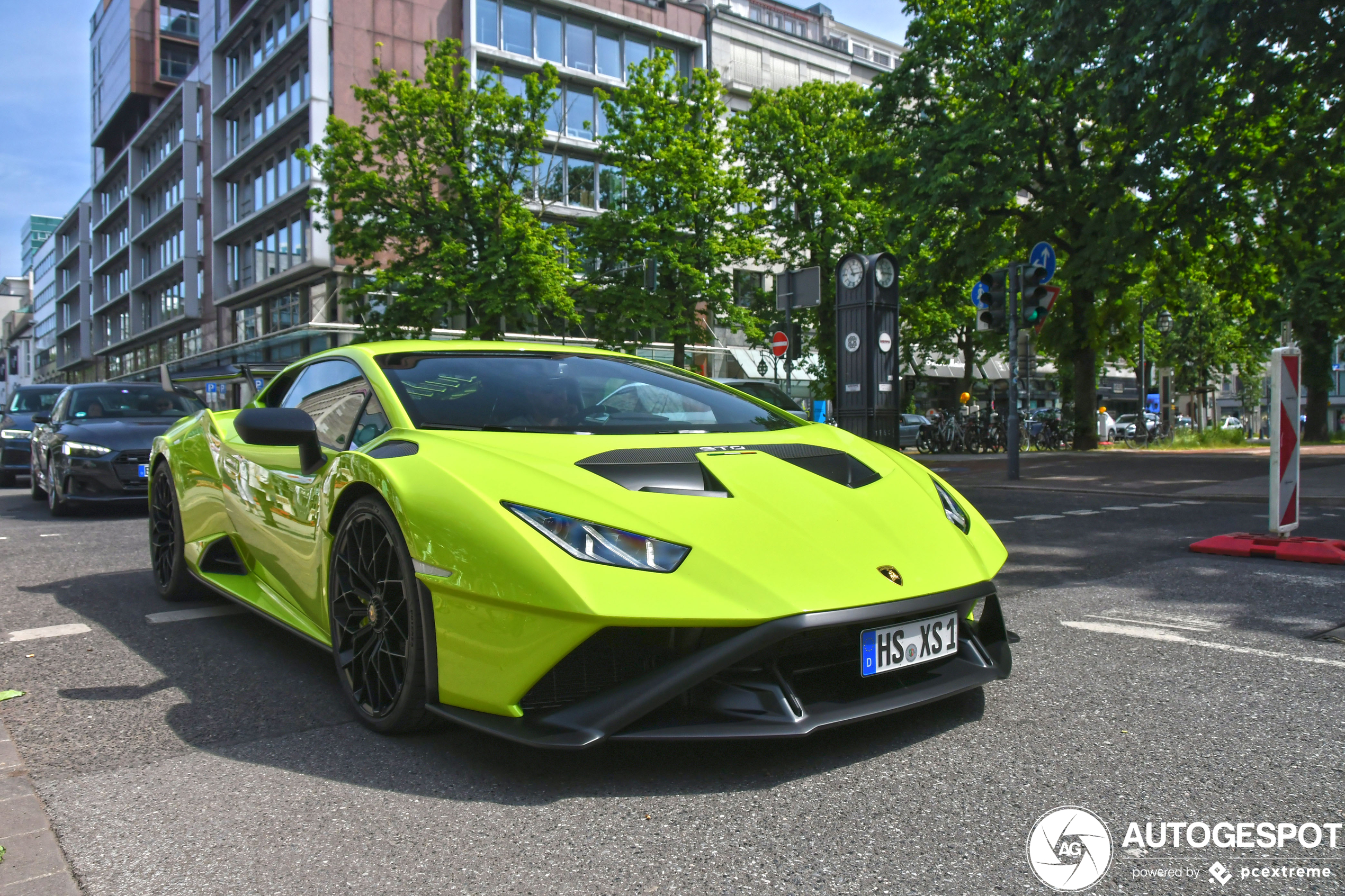 Lamborghini Huracán LP640-2 STO