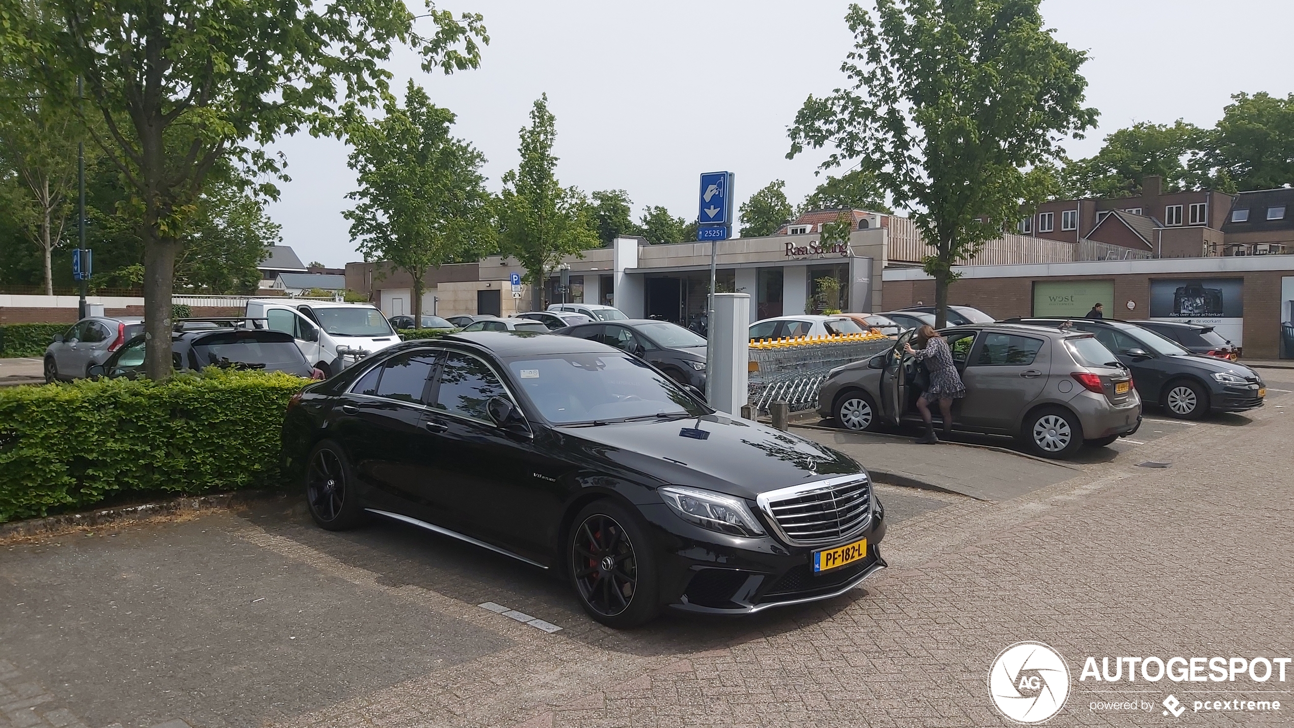 Mercedes-AMG S 63 V222