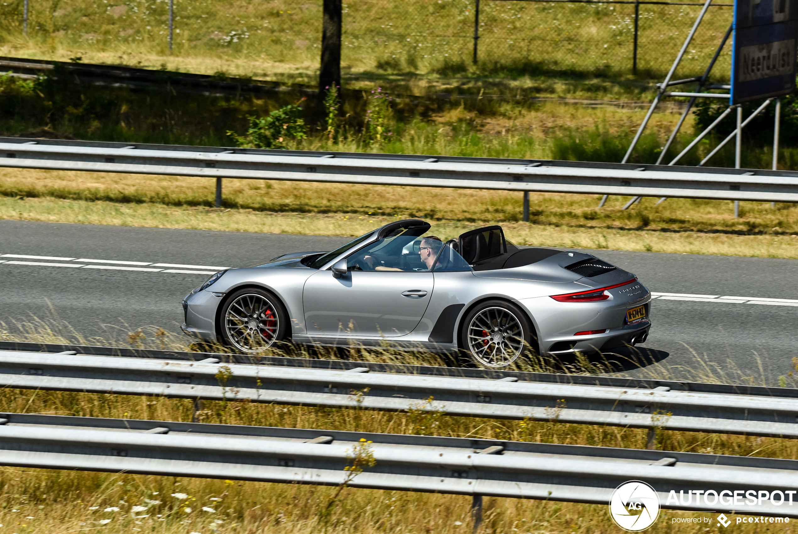 Porsche 991 Carrera 4S Cabriolet MkII