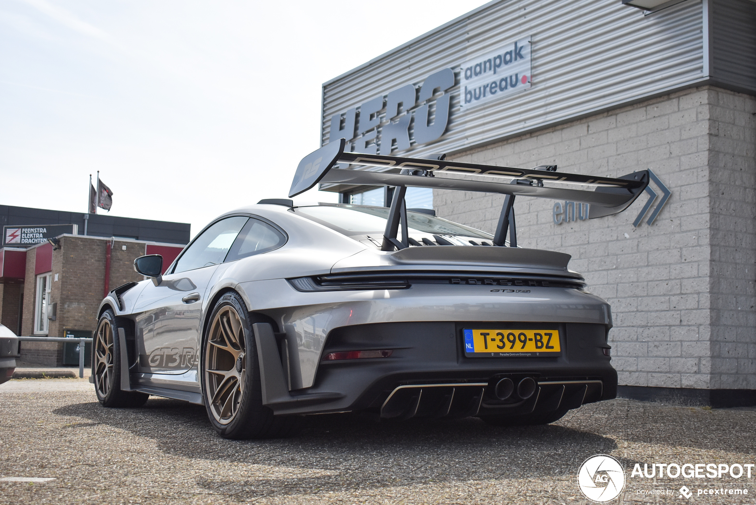 Porsche 992 GT3 RS Weissach Package