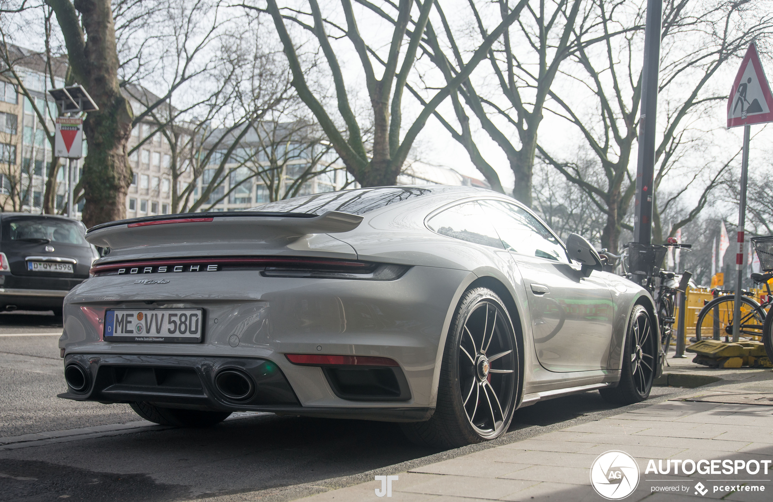 Porsche 992 Turbo