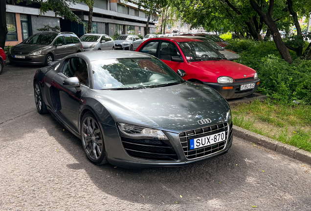 Audi R8 V10