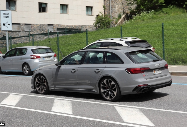 Audi RS4 Avant B9