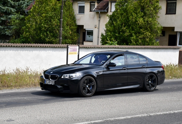 BMW M5 F10 2014