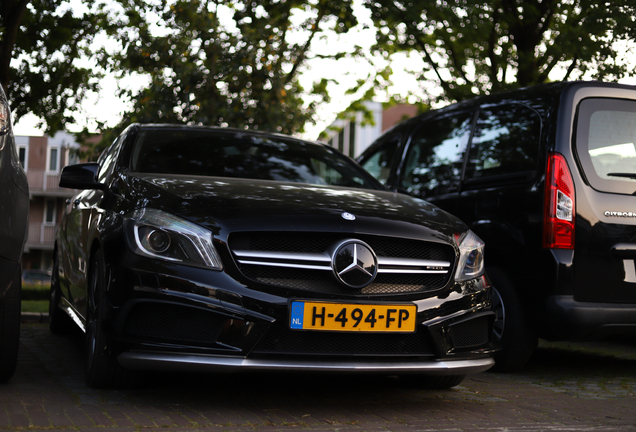 Mercedes-Benz A 45 AMG