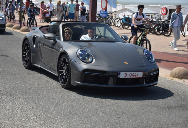 Porsche 992 Turbo Cabriolet