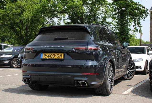 Porsche Cayenne Turbo S E-Hybrid