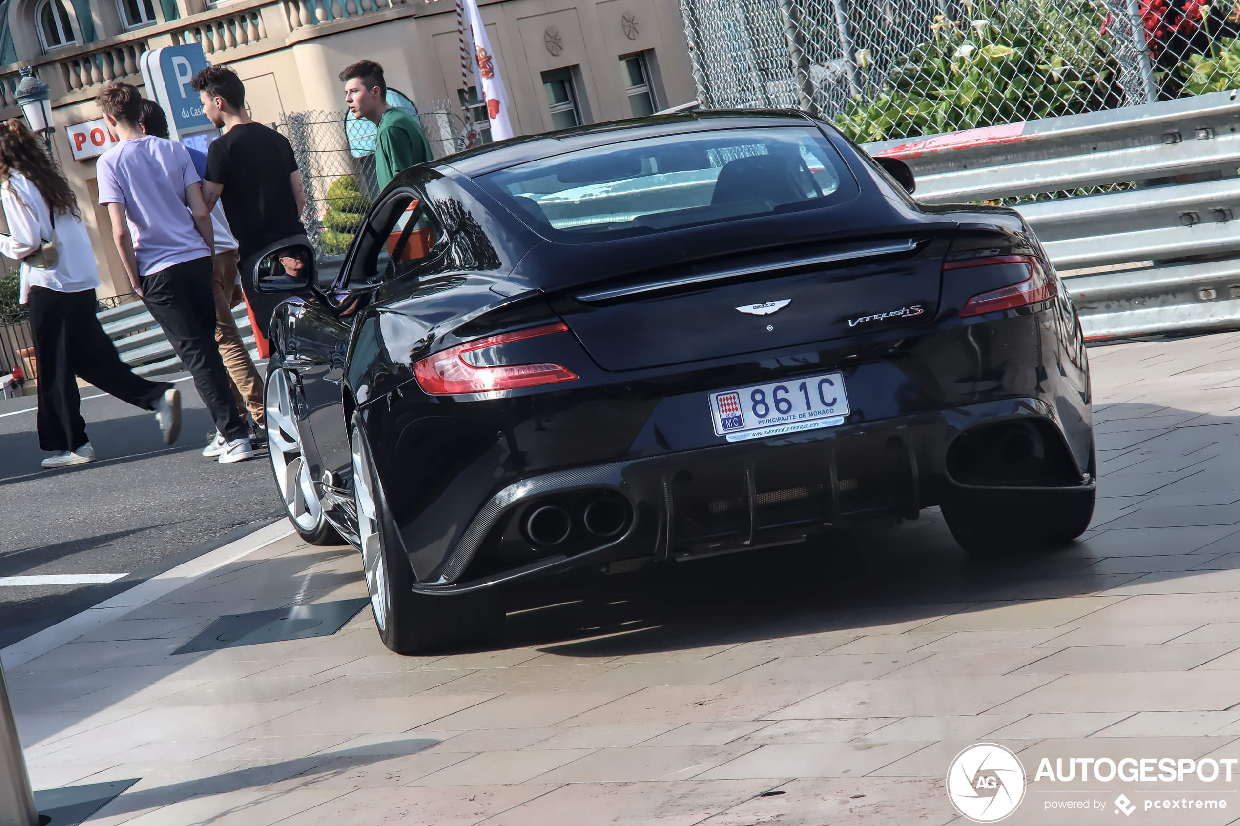 Aston Martin Vanquish S 2017