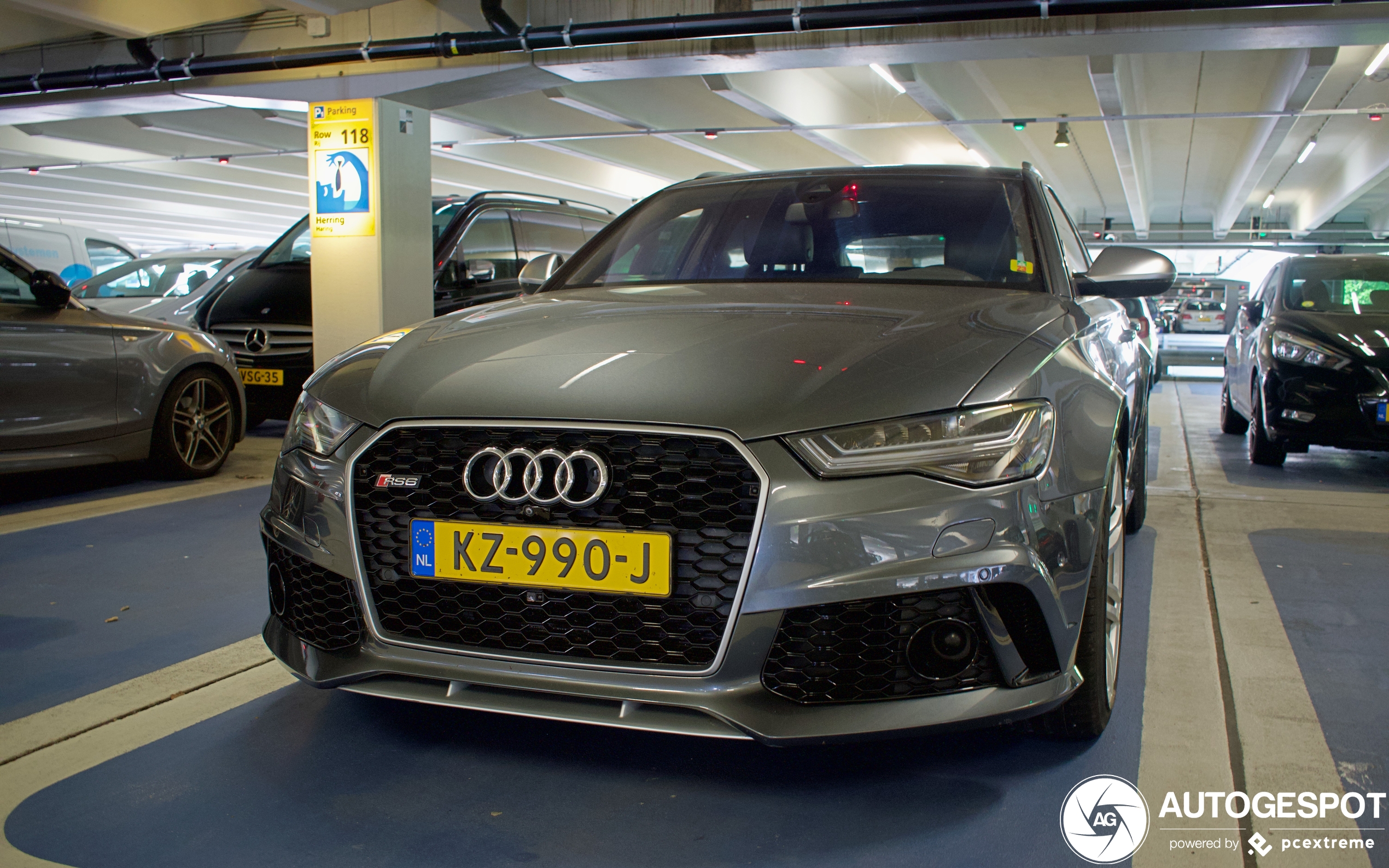 Audi RS6 Avant C7 2015