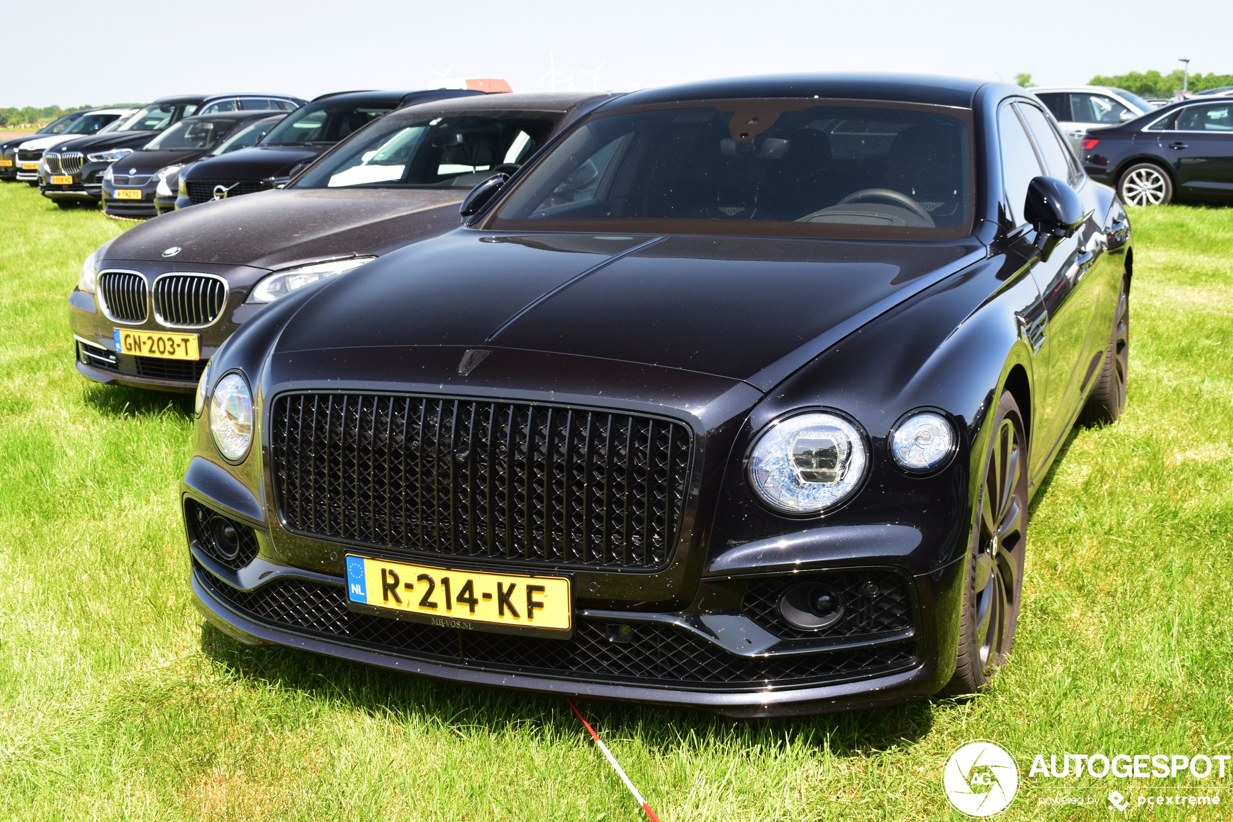 Bentley Flying Spur V8 2021